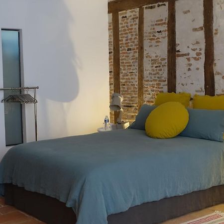 Impasse Du Boeuf Bed & Breakfast Лавор Екстериор снимка