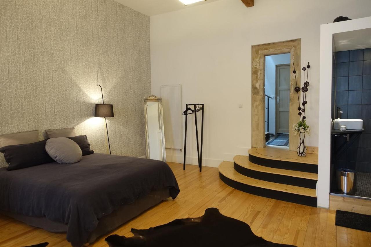 Impasse Du Boeuf Bed & Breakfast Лавор Екстериор снимка